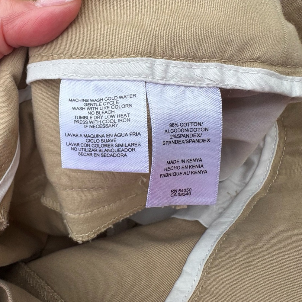 Jones NY Dressy Tan Women's Bermuda Shorts Sz 14 Wear to Work - Picture 8 of 8